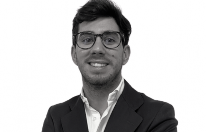 11Carlos Ruiz abogado