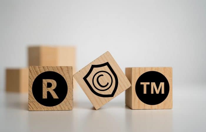 11Derechos de propiedad intelectual en el uso de IA