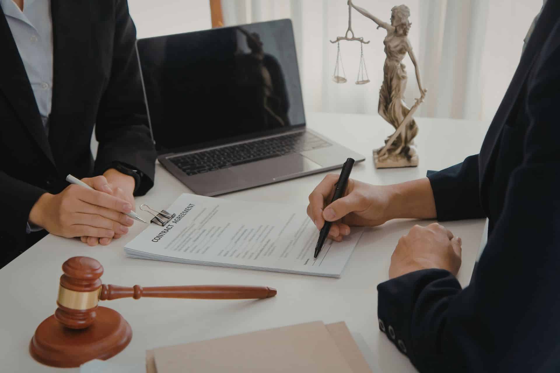registrar una marca con abogado